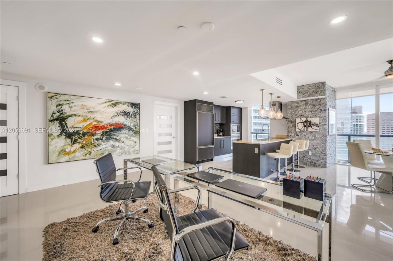 495 Brickell Ave , Unit 3702, Miami, FL 33131 Photo