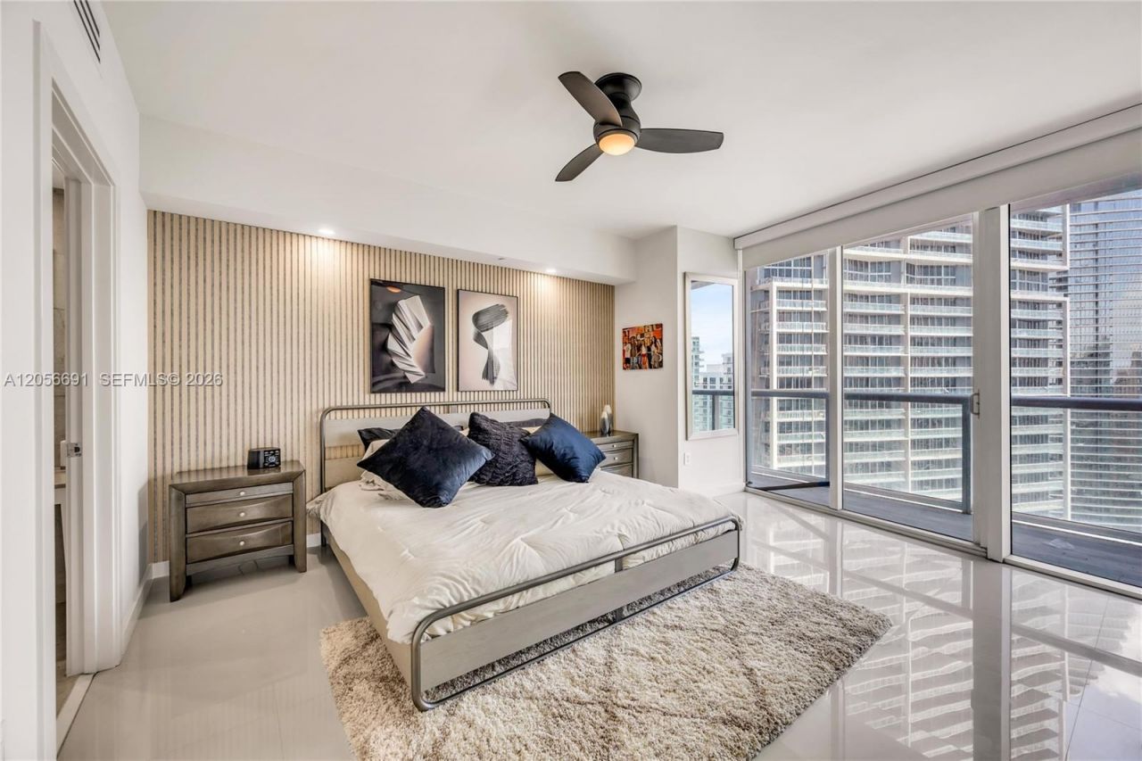 495 Brickell Ave , Unit 3702, Miami, FL 33131 Photo