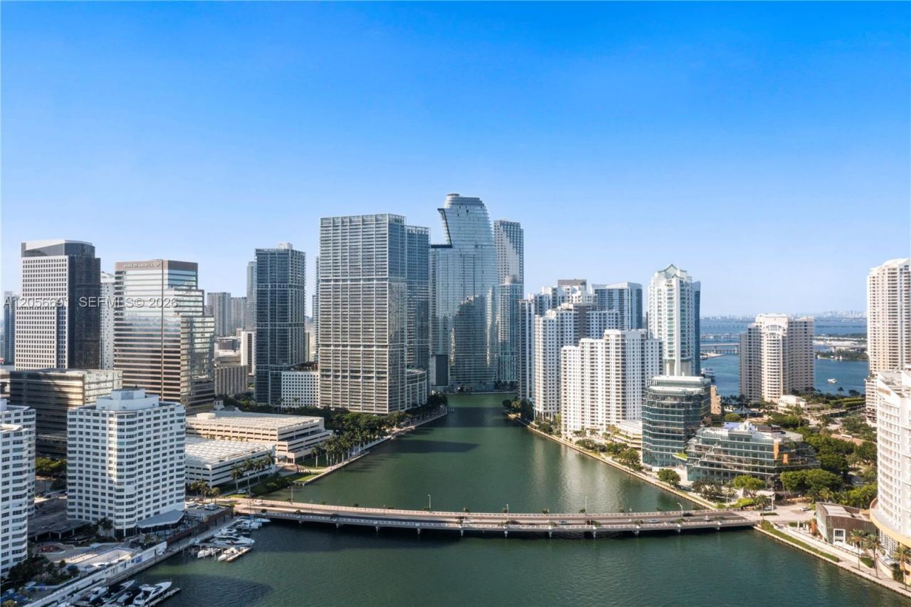 495 Brickell Ave , Unit 3702, Miami, FL 33131 Photo