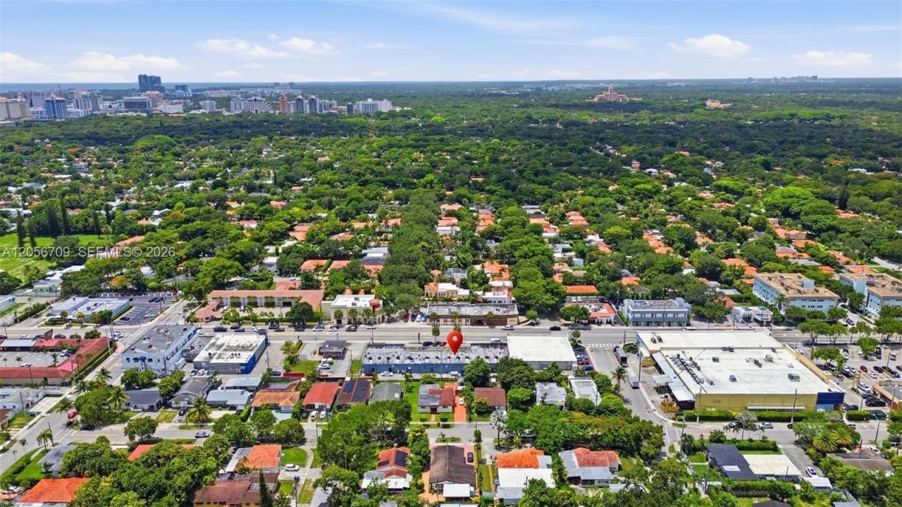 Smoke Shop For Sale In Coral Gables , Coral Gables, FL 33134 Photo