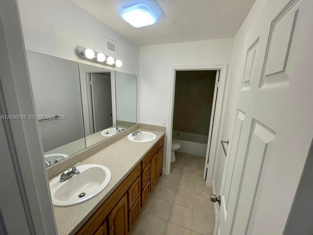 5020 Elmhurst Rd , Unit B, West Palm Beach, FL 33417 Photo