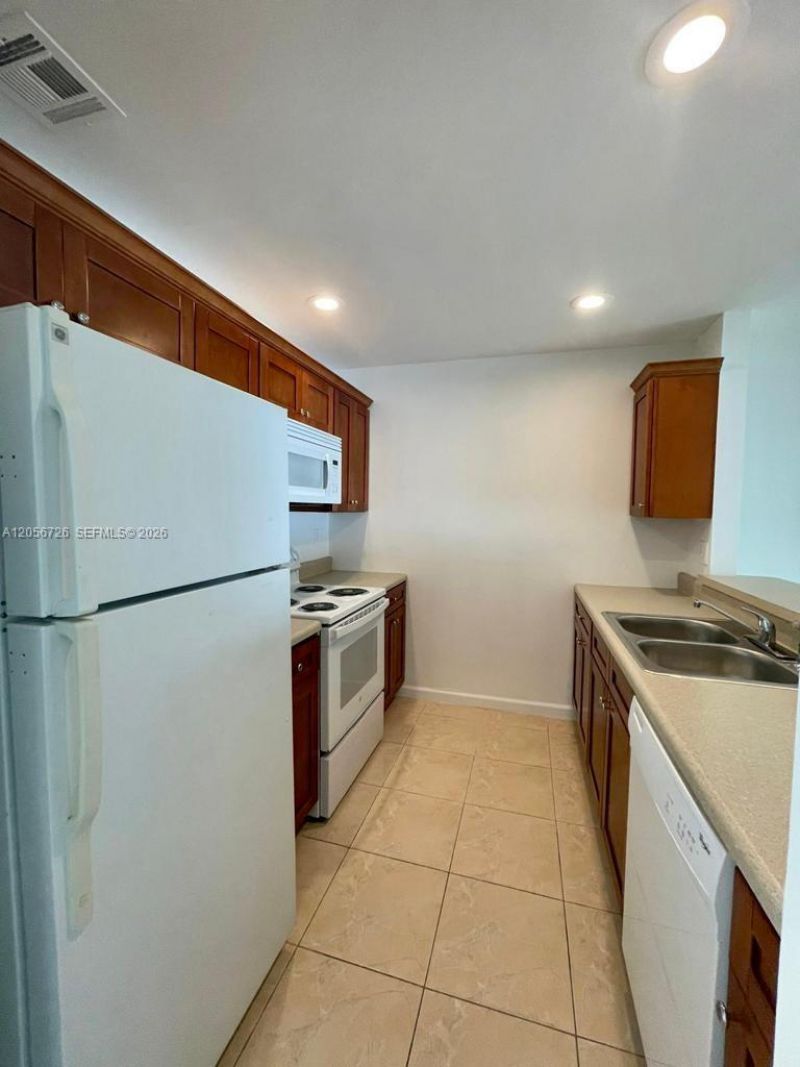 5020 Elmhurst Rd , Unit B, West Palm Beach, FL 33417 Photo