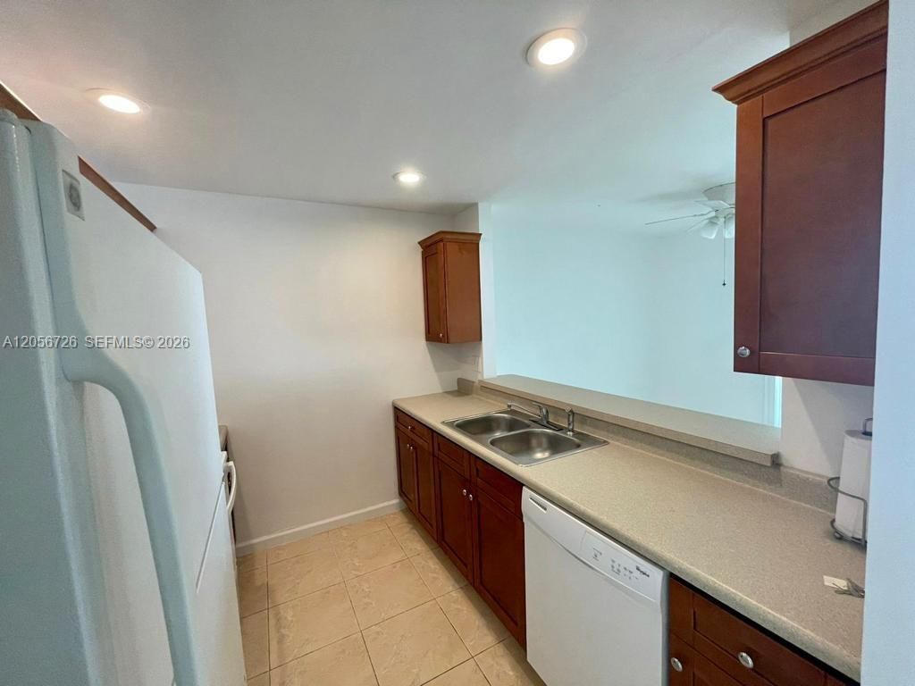 5020 Elmhurst Rd , Unit B, West Palm Beach, FL 33417 Photo
