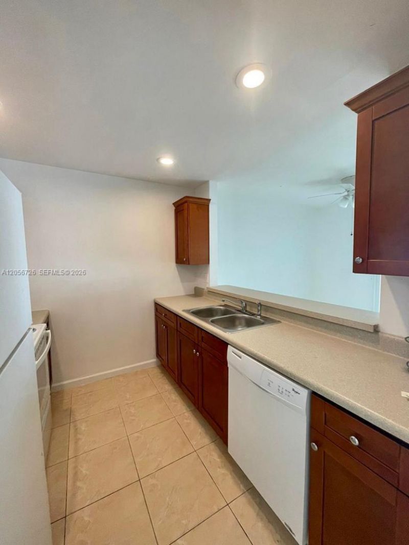 5020 Elmhurst Rd , Unit B, West Palm Beach, FL 33417 Photo