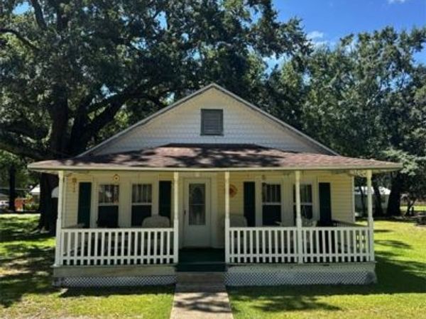 615 Section Avenue W, Foley, AL 36535