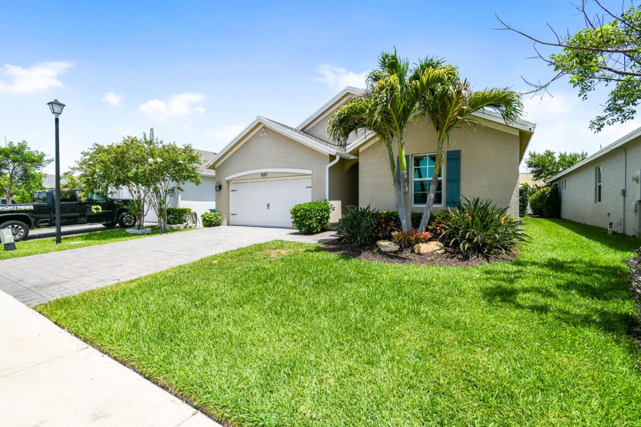 1693 NE White Pine Terrace, Jensen Beach, FL 34957 Photo
