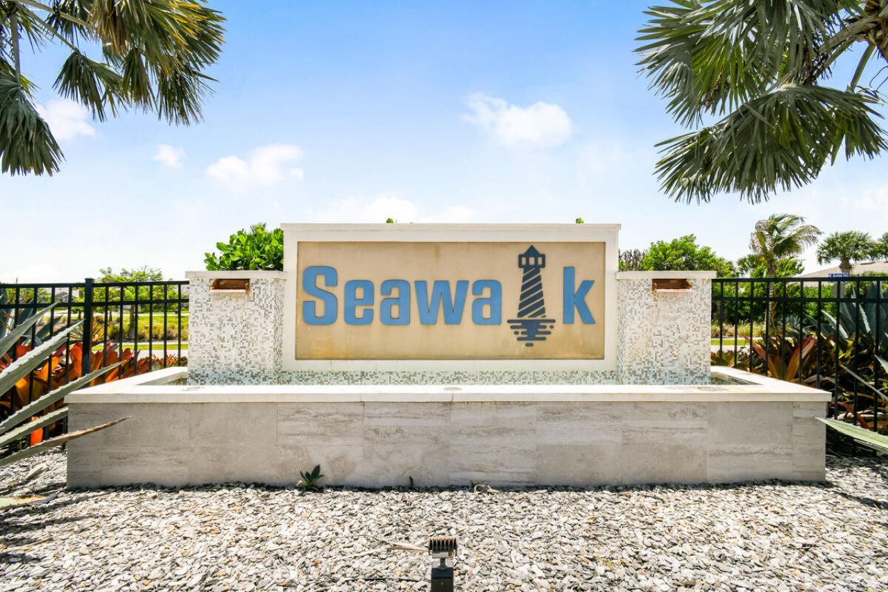 1693 NE White Pine Terrace, Jensen Beach, FL 34957 Photo
