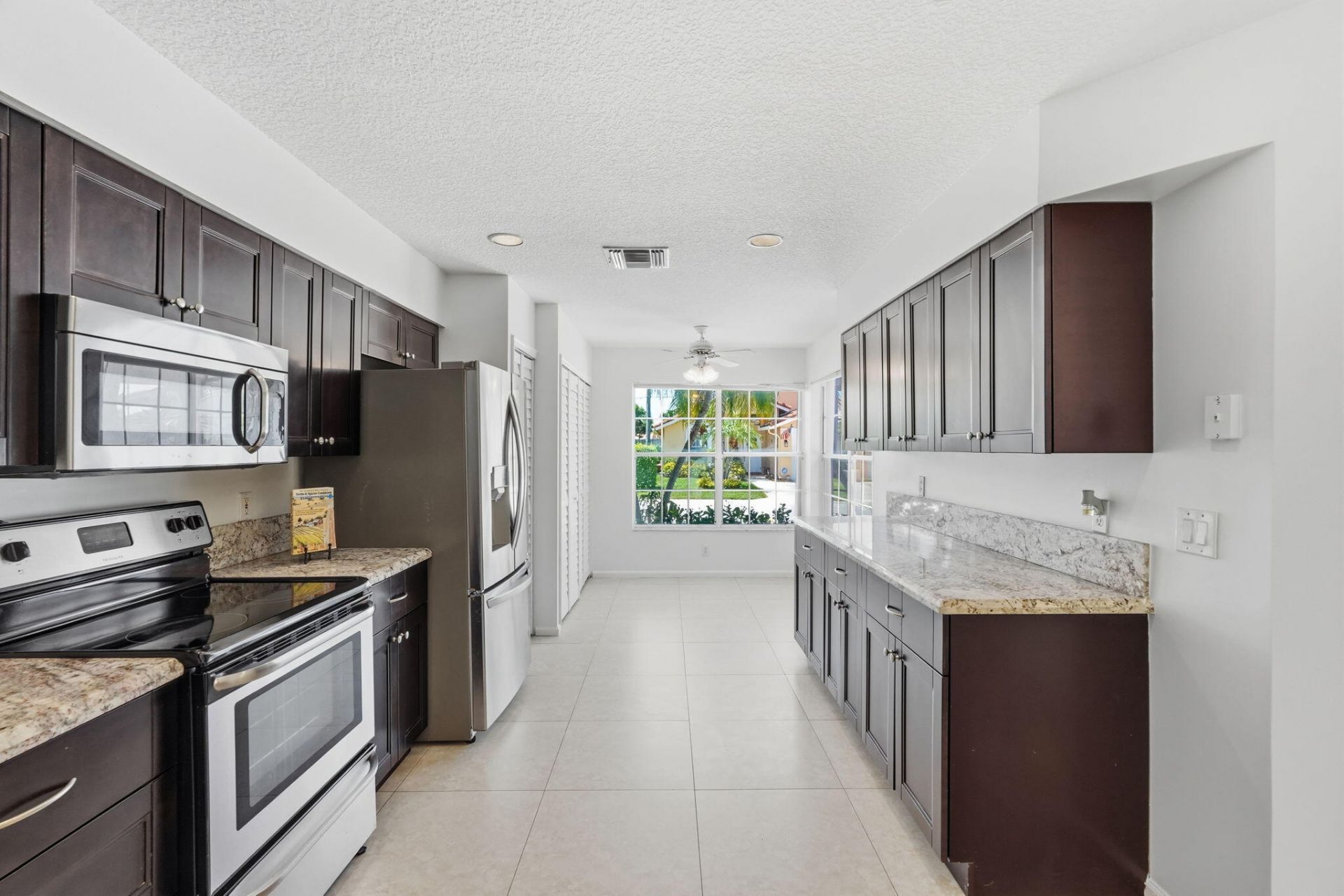 6616 Marissa Circle, Lake Worth, FL 33467 Photo