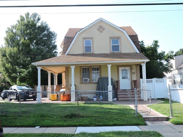 47 Hillside Avenue, Freeport, NY 11520