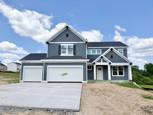 8321 Kettle Oak Drive SE, Alto, MI 49302