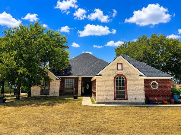 148 County Road 2627 , Decatur, TX 76234