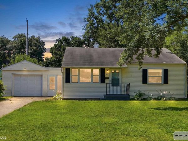 187 Indian Terrace, Burlington, IA 52601