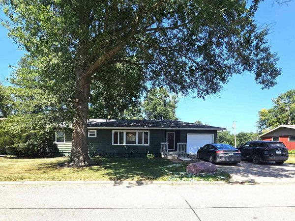 1002 N Birch Street, Creston, IA 50801