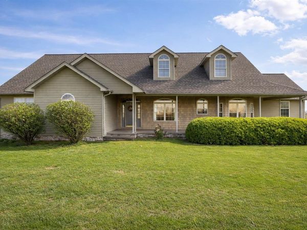834 Roy Cann Road , Horse Cave, KY 42749
