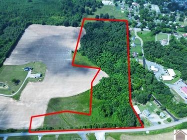 745 Tiline Road, Smithland, KY 42081