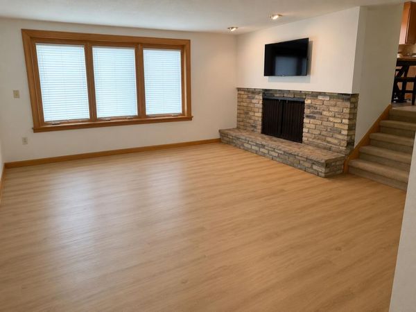 W154N8105 Elm Ln, Menomonee Falls, WI 53051