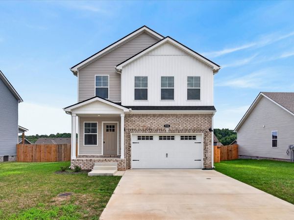 930 Tufnel Drive , Clarksville, TN 37040