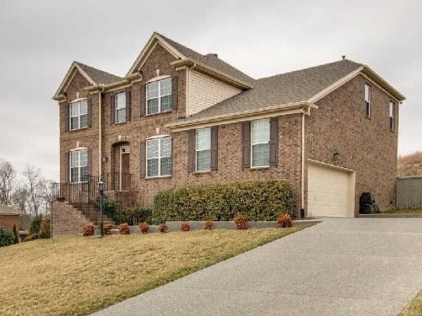 144 Ervin St , Hendersonville, TN 37075