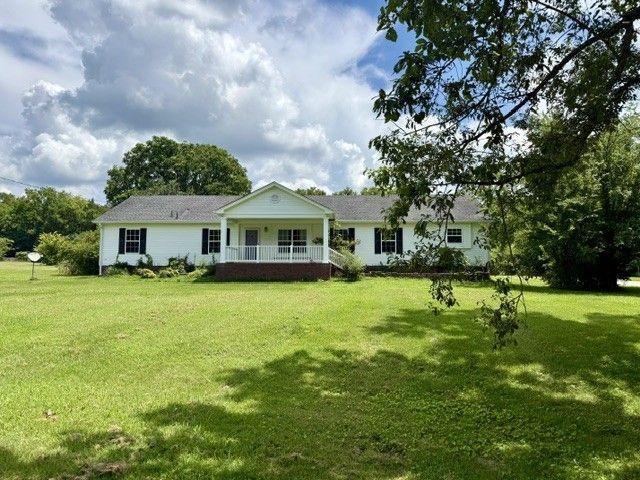 4238 N Chapel Rd, Franklin, TN 37067 Main Photo