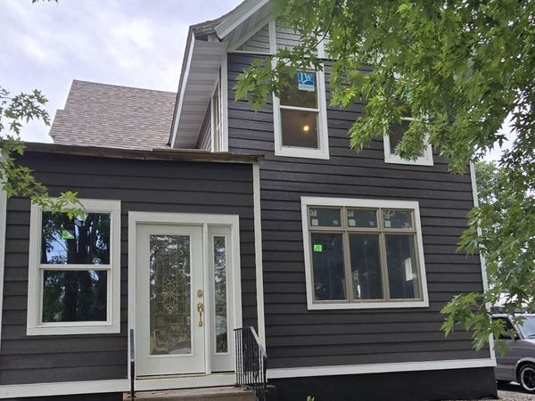 12 Oakley Avenue , Saint Paul, MN 55104