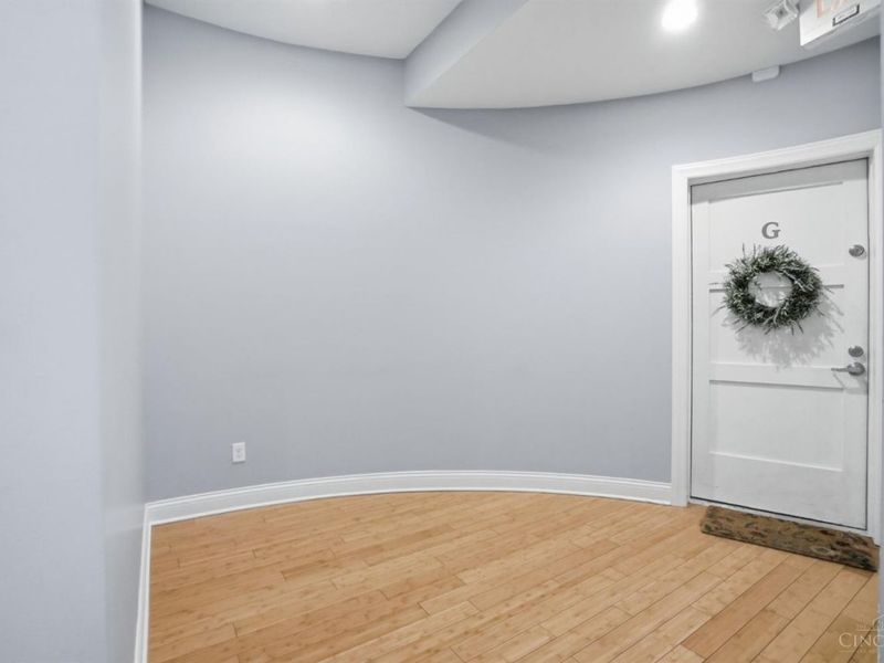 1326 Vine Street, Unit G, Cincinnati, OH 45202 Photo 13