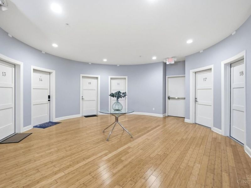 1326 Vine Street, Unit G, Cincinnati, OH 45202 Photo 14