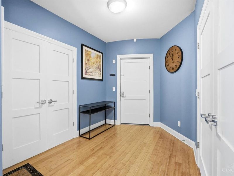 1326 Vine Street, Unit G, Cincinnati, OH 45202 Photo 16