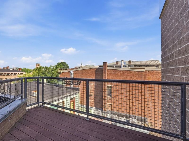 1326 Vine Street, Unit G, Cincinnati, OH 45202 Photo 27