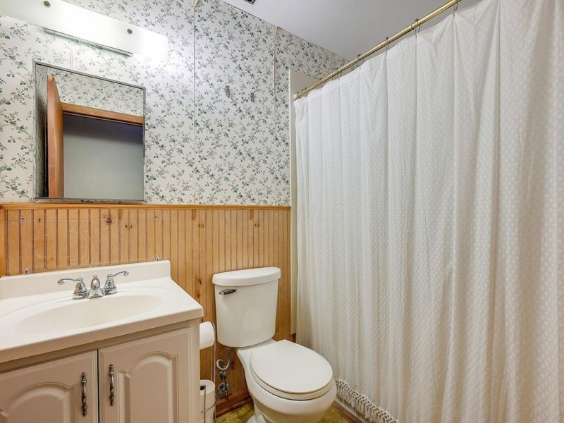 4455 Charlotte Road , Obetz, OH 43207 Photo 19