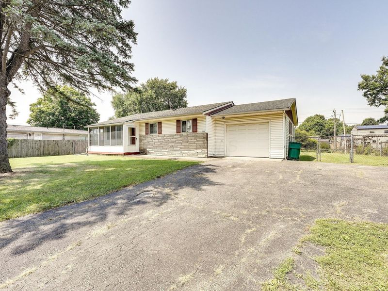 4455 Charlotte Road , Obetz, OH 43207 Photo 3