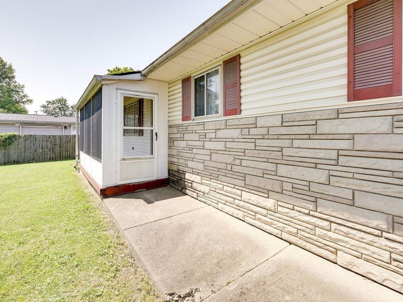 4455 Charlotte Road , Obetz, OH 43207 Photo 4