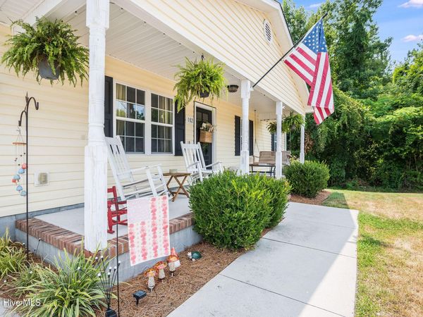 102 Appleton Lane, Richlands, NC 28574