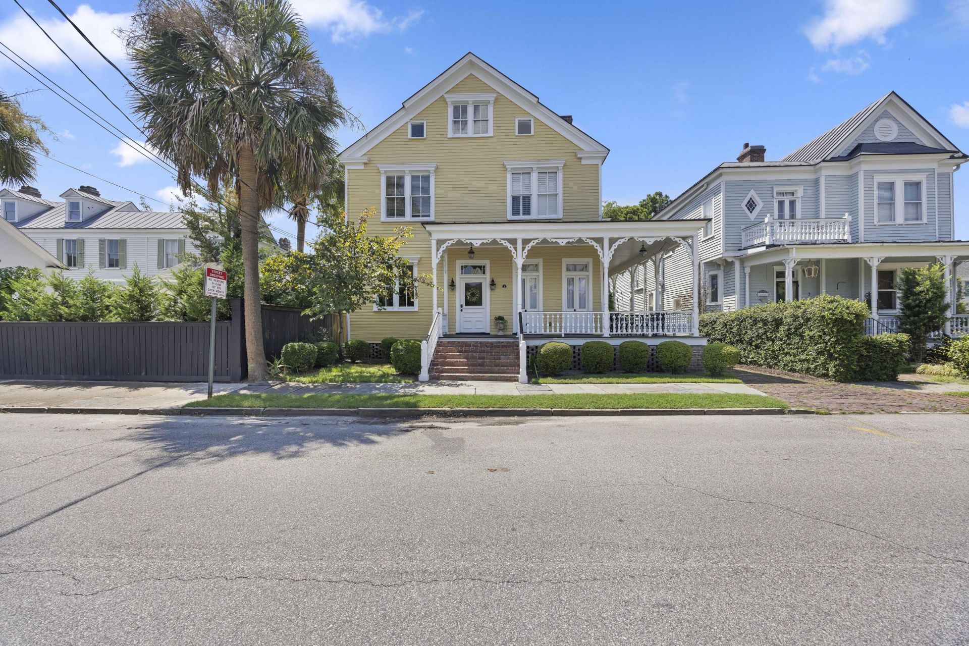 1 Bennett Street Photo 40