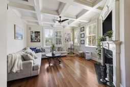 1 Bennett Street photo 4