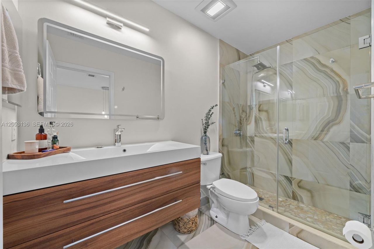 12050 SW 135th Ter , Miami, FL 33186 Photo