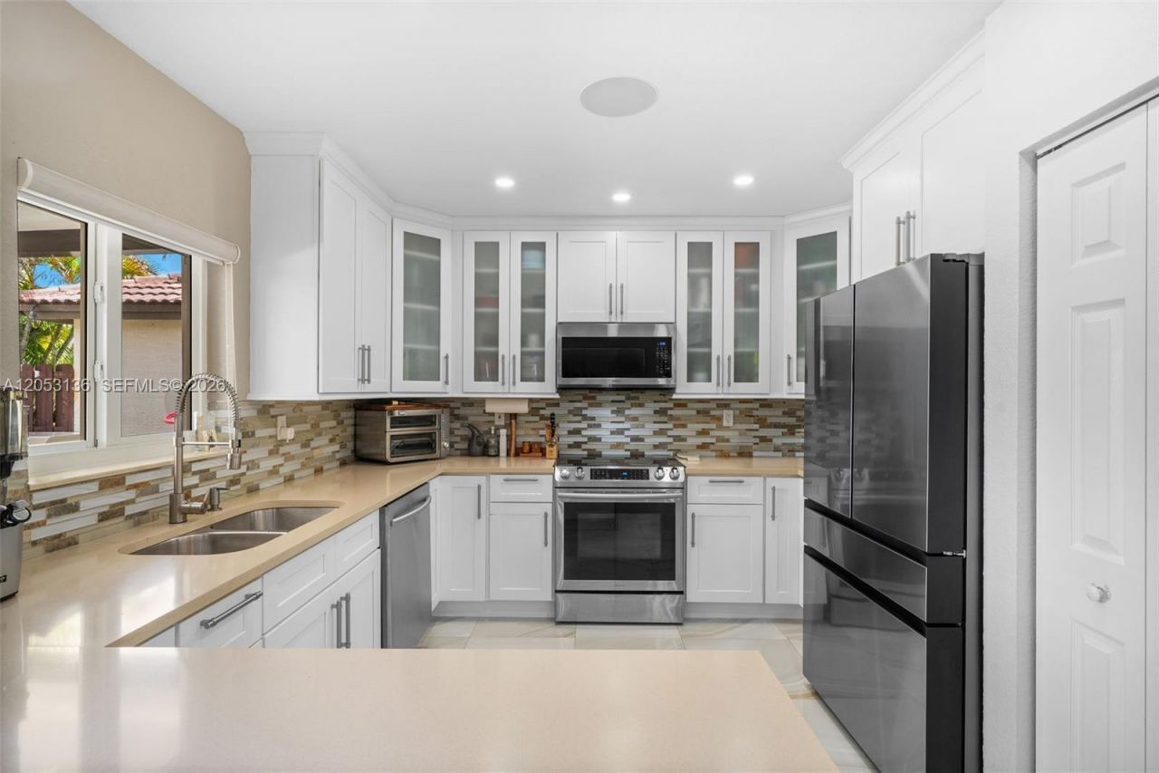 12050 SW 135th Ter , Miami, FL 33186 Photo