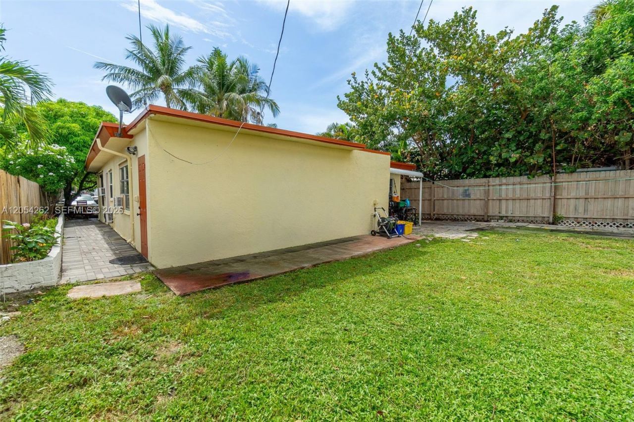 125 Cleveland St, Lake Worth, FL 33461 Photo