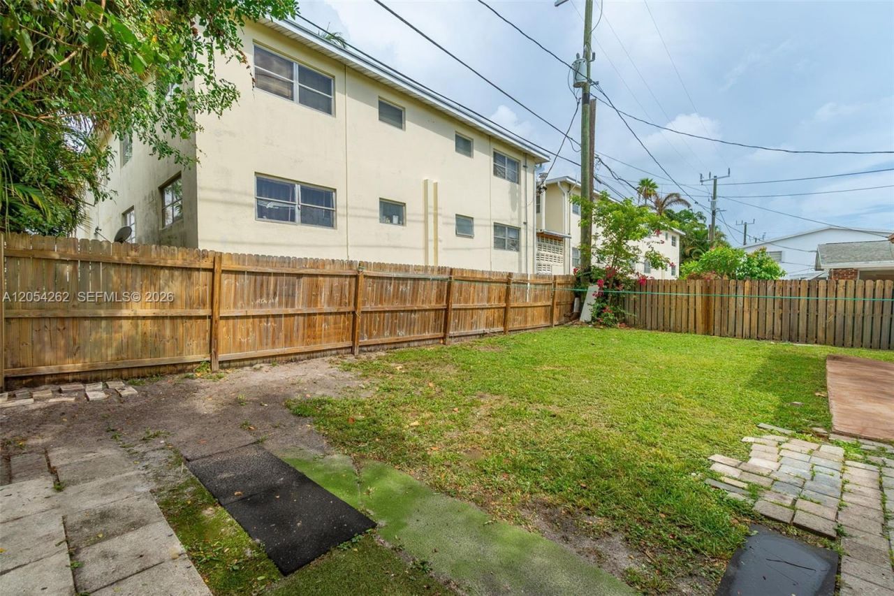 125 Cleveland St, Lake Worth, FL 33461 Photo