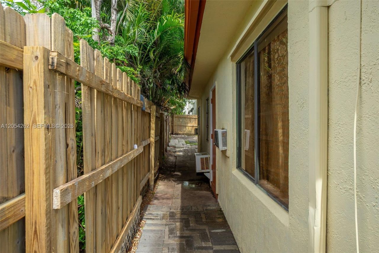 125 Cleveland St, Lake Worth, FL 33461 Photo