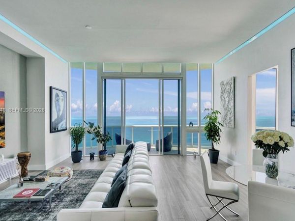 15901 Collins Ave, Unit 4301, Sunny Isles Beach, FL 33160