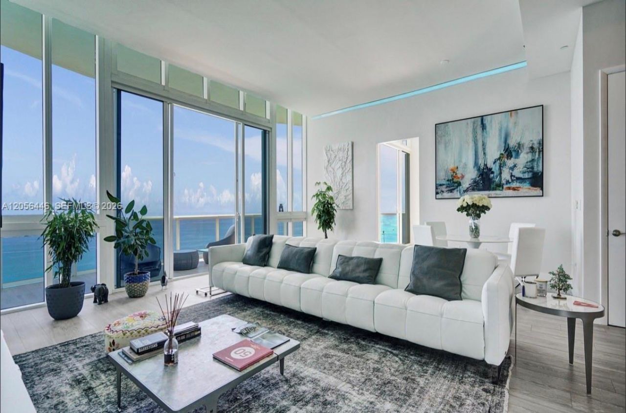 15901 Collins Ave, Unit 4301, Sunny Isles Beach, FL 33160 Photo