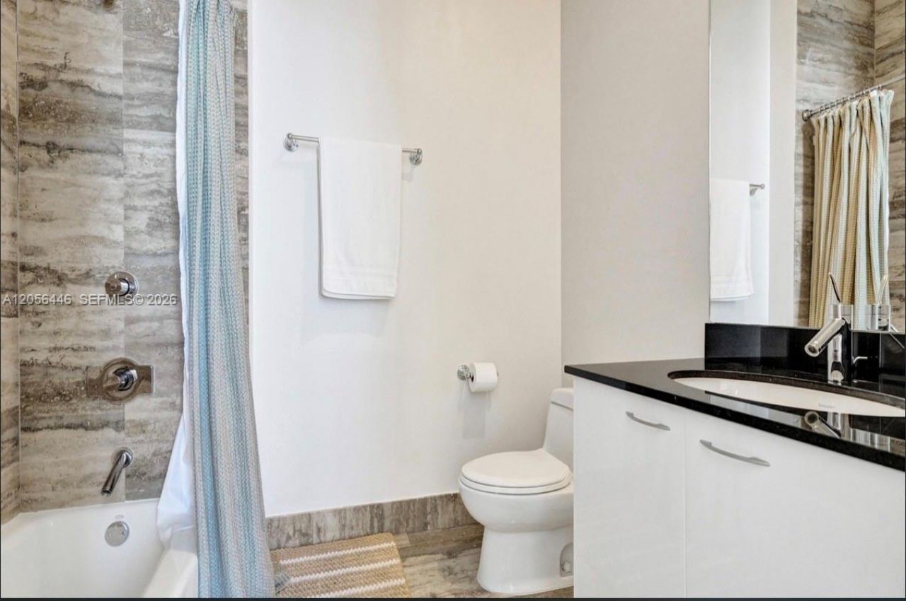 15901 Collins Ave, Unit 4301, Sunny Isles Beach, FL 33160 Photo