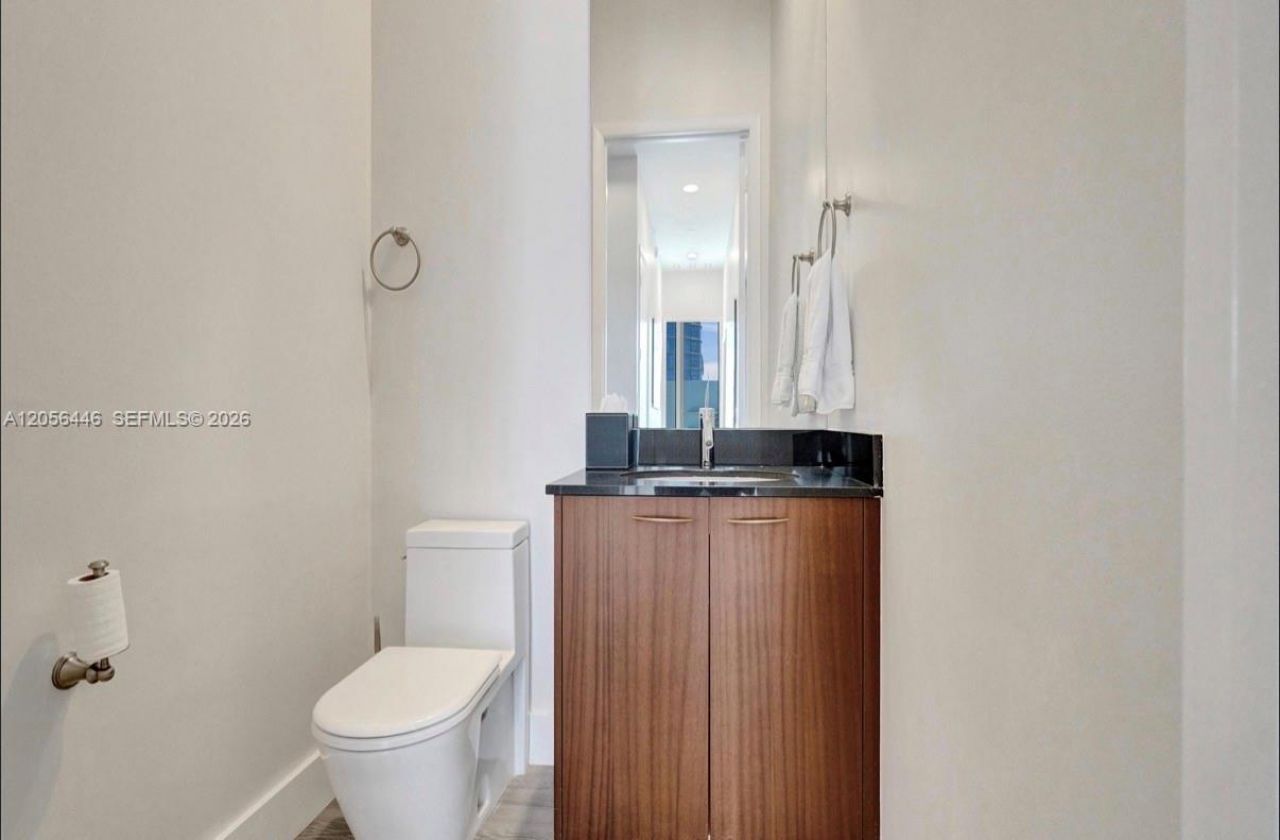 15901 Collins Ave, Unit 4301, Sunny Isles Beach, FL 33160 Photo