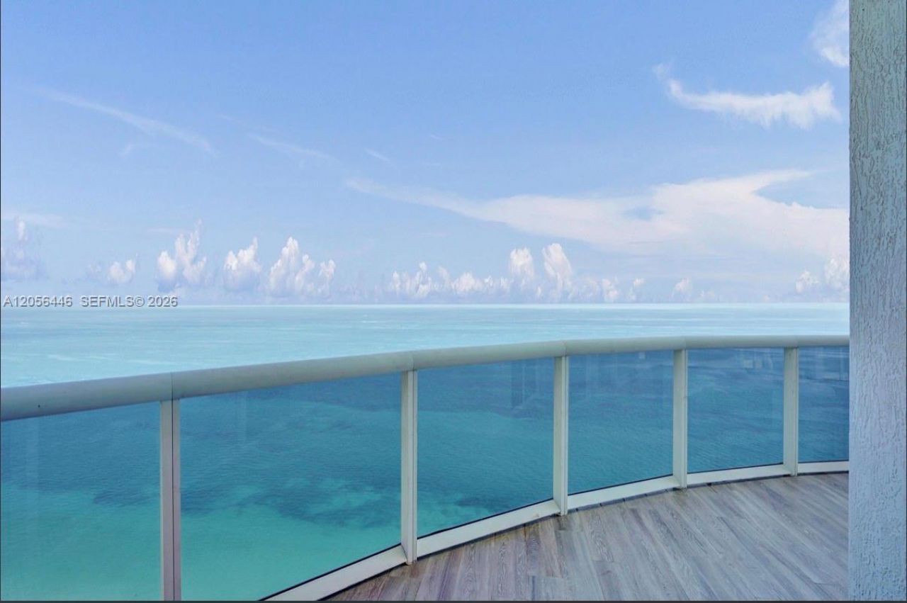 15901 Collins Ave, Unit 4301, Sunny Isles Beach, FL 33160 Photo