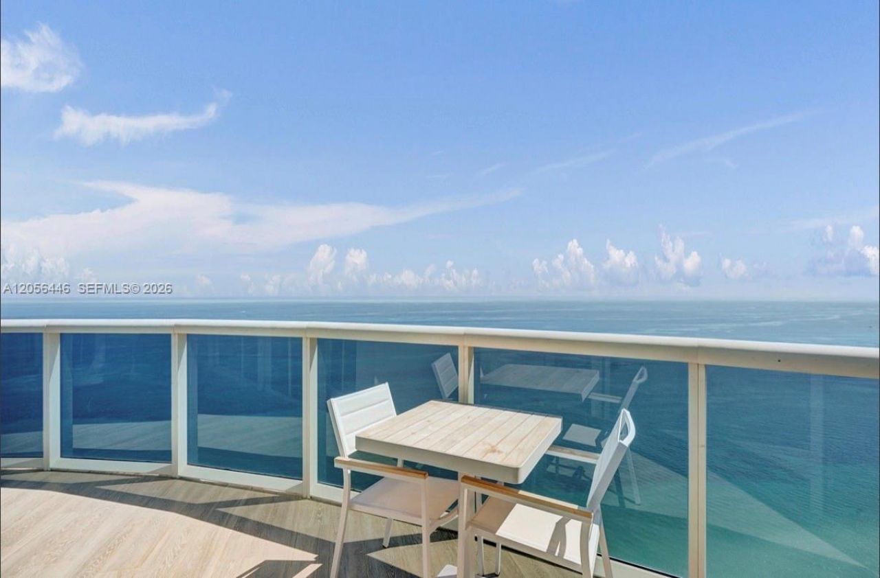 15901 Collins Ave, Unit 4301, Sunny Isles Beach, FL 33160 Photo