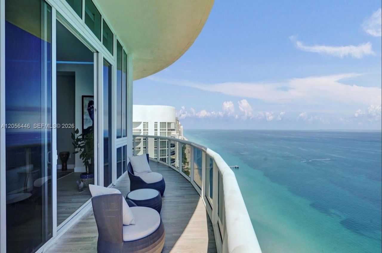 15901 Collins Ave, Unit 4301, Sunny Isles Beach, FL 33160 Photo