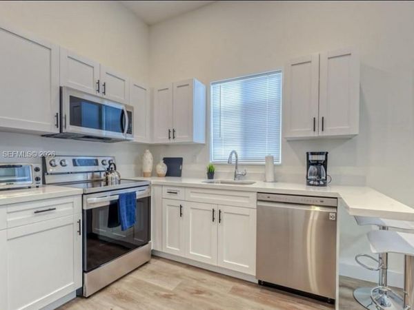 830 SE 14th St , Unit 1, Fort Lauderdale, FL 33316