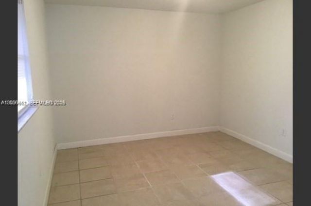 2735 NW 27th St , Miami, FL 33142 Photo