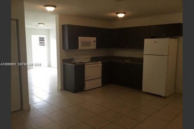 2735 NW 27th St , Miami, FL 33142 Photo