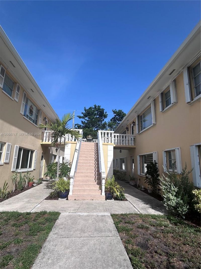5700 NE 22nd Way, Unit 324, Fort Lauderdale, FL 33308 Photo